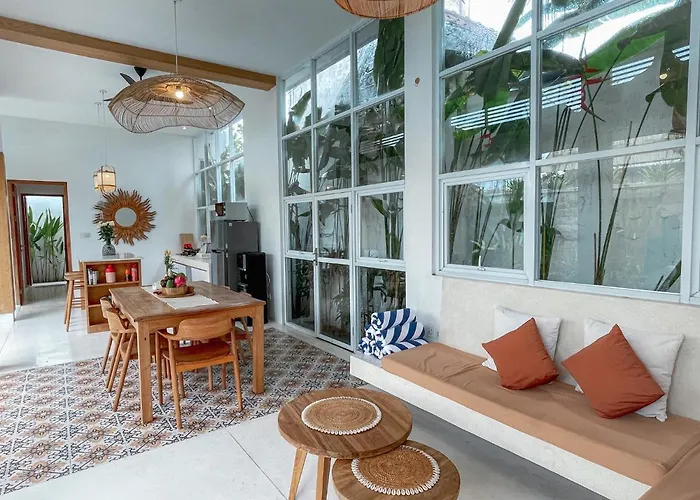 ヴィラ 3br Plawa Hijau